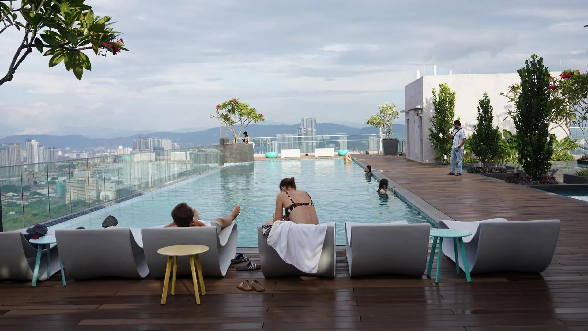 Riveria City Kl By Nest Suite Куала-Лумпур Апартаменты